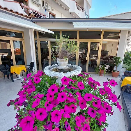 Nettuno Hotel Roseto Degli Abruzzi